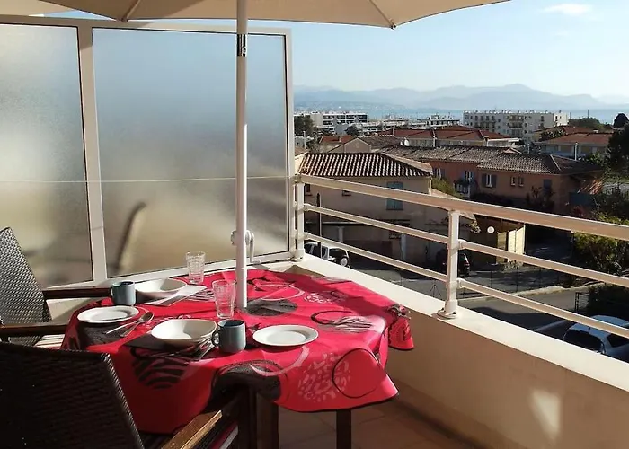 Award Winning With Pool And Sea Views