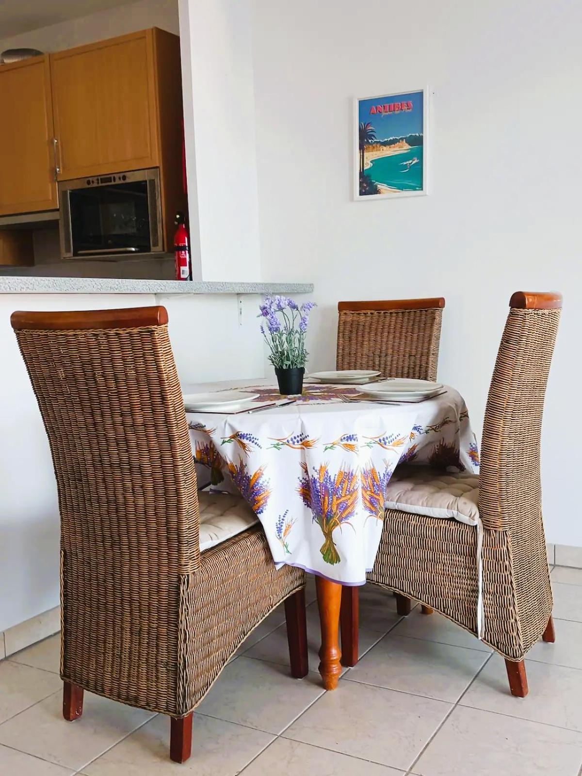 Award Winning With Pool And Sea Views Antibes